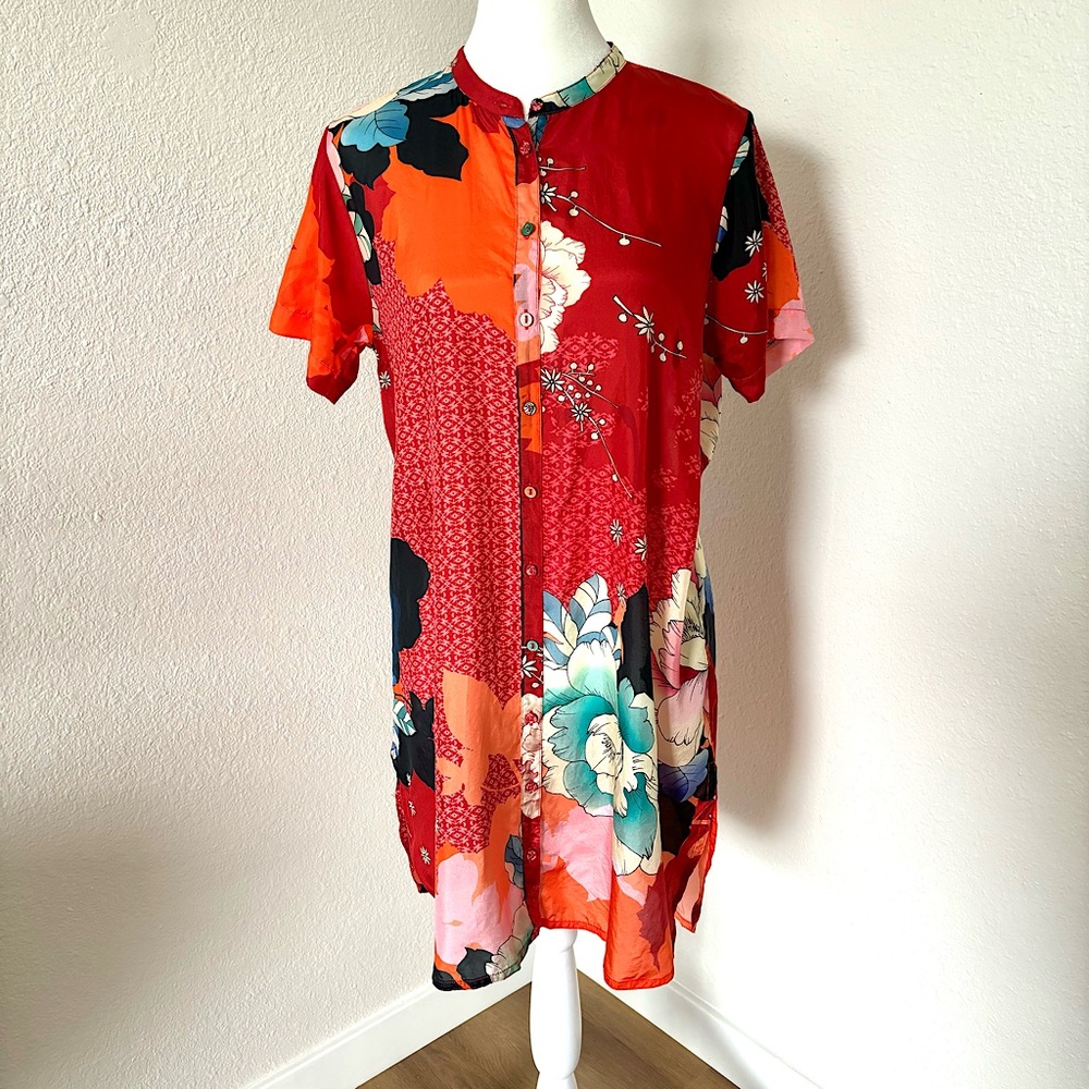 Johnny Was 100% Silk Tura Lyra button up tunic Size XS